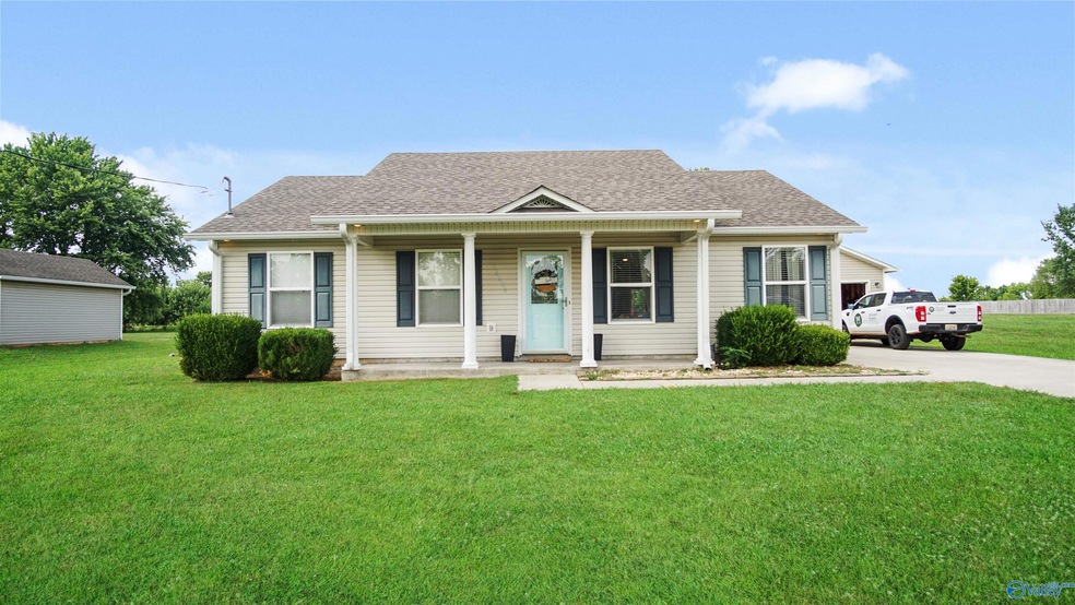 14214 Pulaski Pike, Ardmore, AL 35739 - photo 1