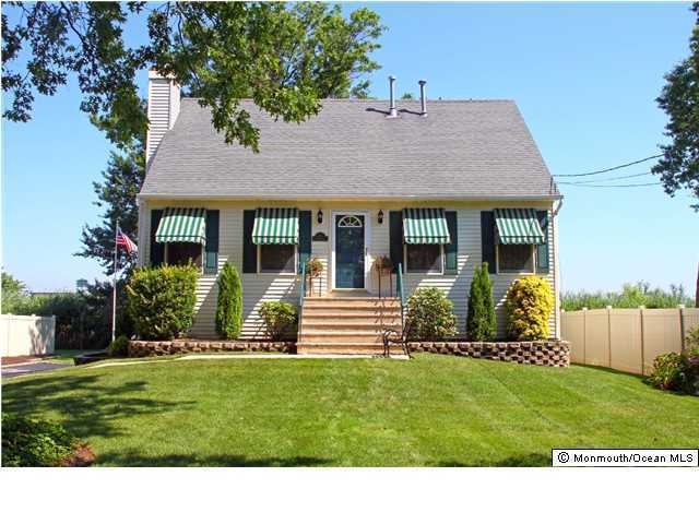 231 Bay Ave, North Middletown, NJ 07748 - photo 1