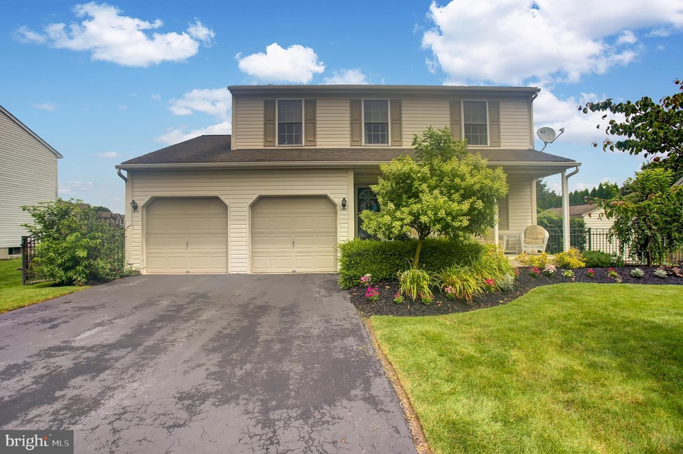 3519 Kickapoo Dr, Reading, PA 19608 - photo 1