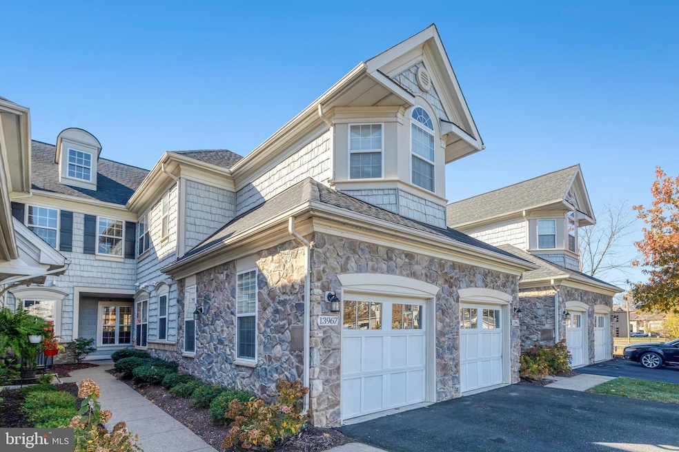 13967 Gullane Dr, Woodbridge, VA 22191 - photo 1