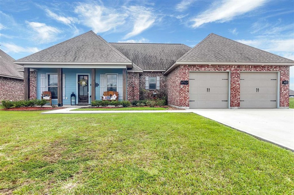 8123 Caden Ln, Iowa, LA 70647 - photo 1