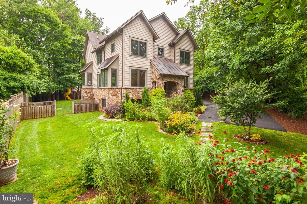 314 N Lee St, Falls Church, VA 22046 - photo 1