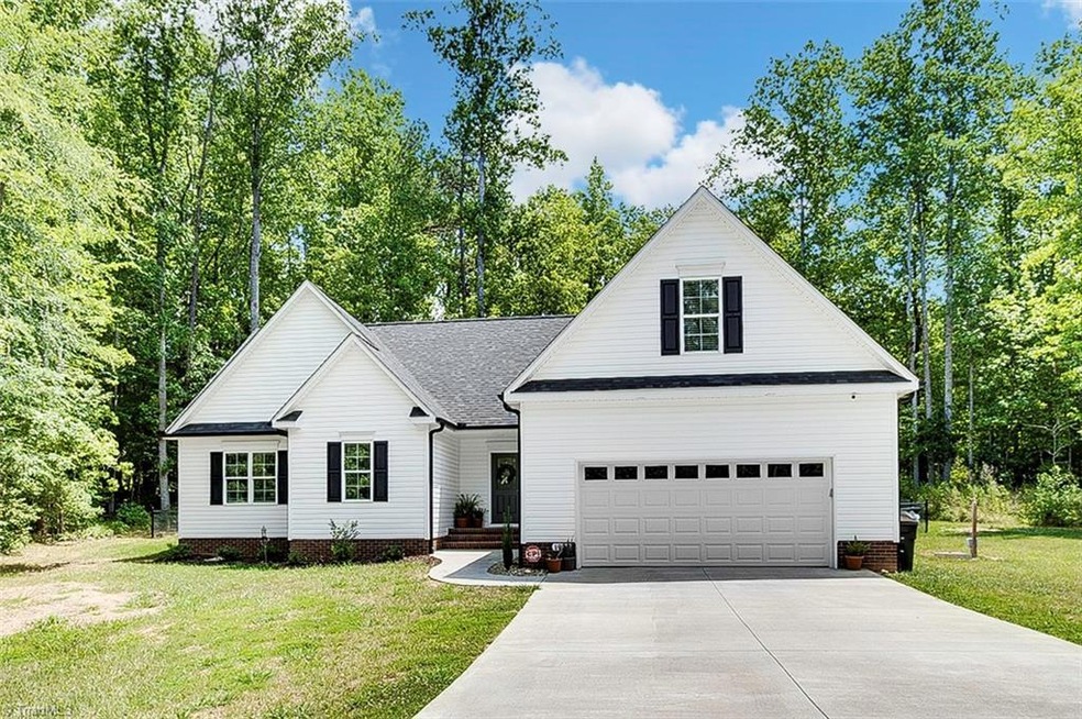 1931 Wisteria Ln, Asheboro, NC 27205 - photo 1