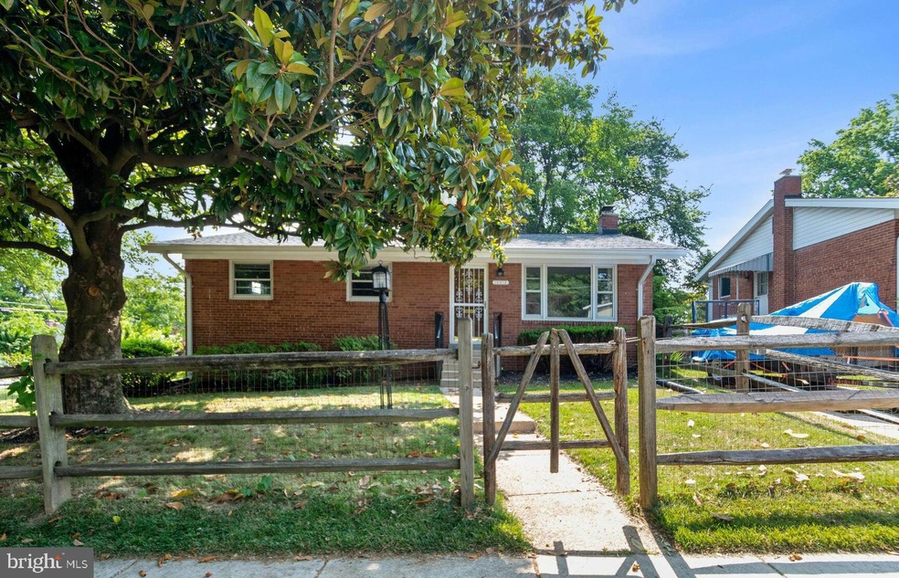 10913 Jolly Way, Kensington, MD 20895 - photo 1