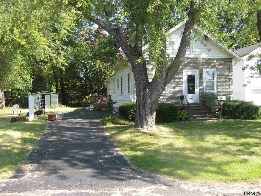 16 Michigan Ave, Rensselaer, NY 12144 - photo 1