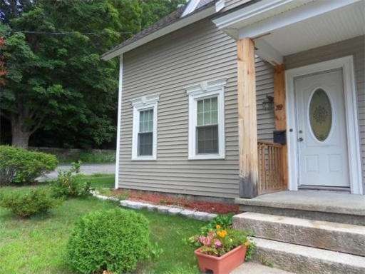 28 Maple St unit 28, Whitinsville, MA 01588 - photo 1