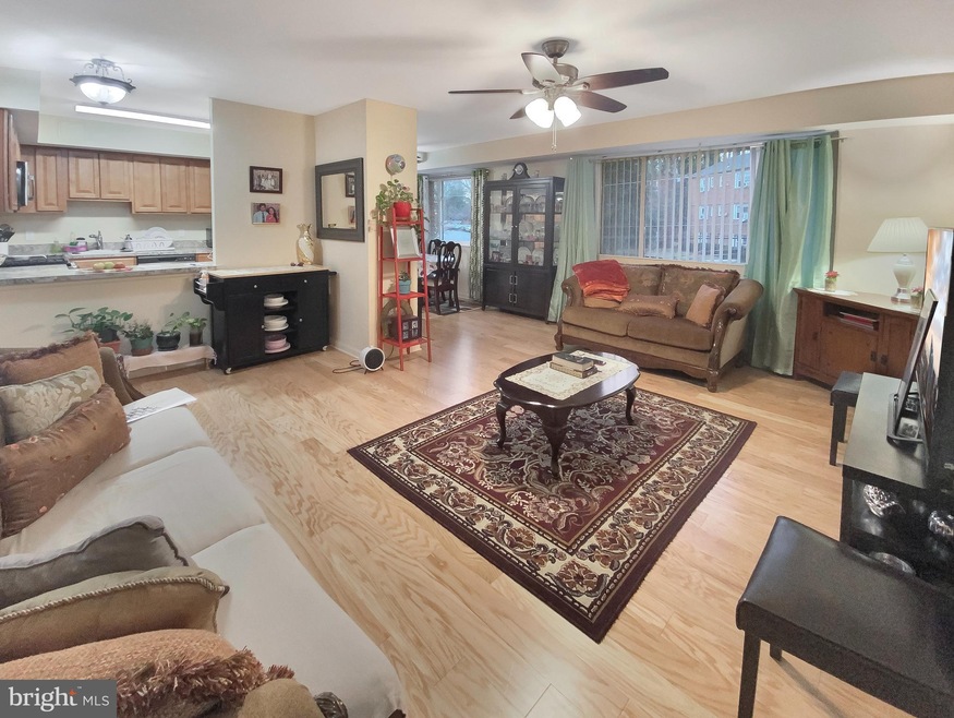 95 E Wayne Ave unit 100, Silver Spring, MD 20901 - photo 1