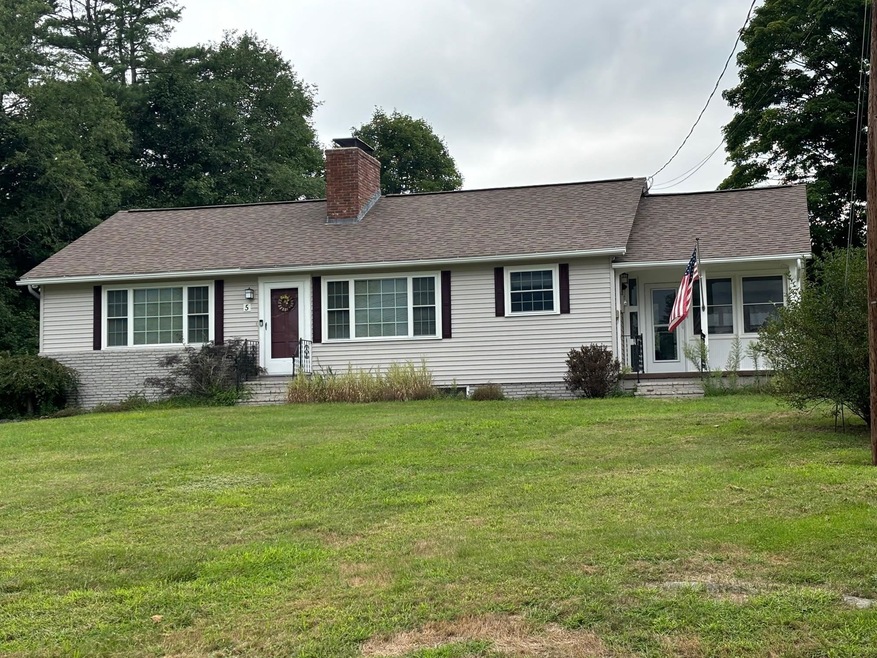 5 Goodhue Rd, Boscawen, NH 03303 - photo 1