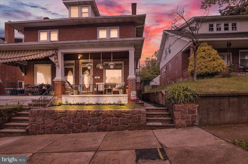 2123 Fairview St, Reading, PA 19609 - photo 1