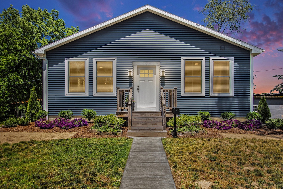 Sold $469,800 • Co-Listing Agent