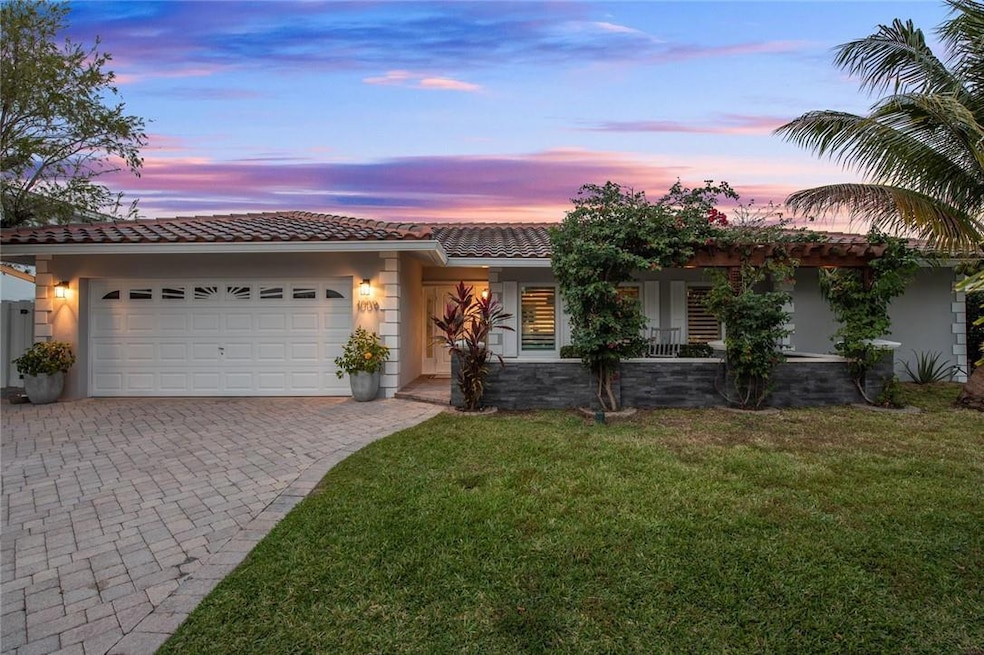 Sold $1,065,000 • Co-Listing Agent