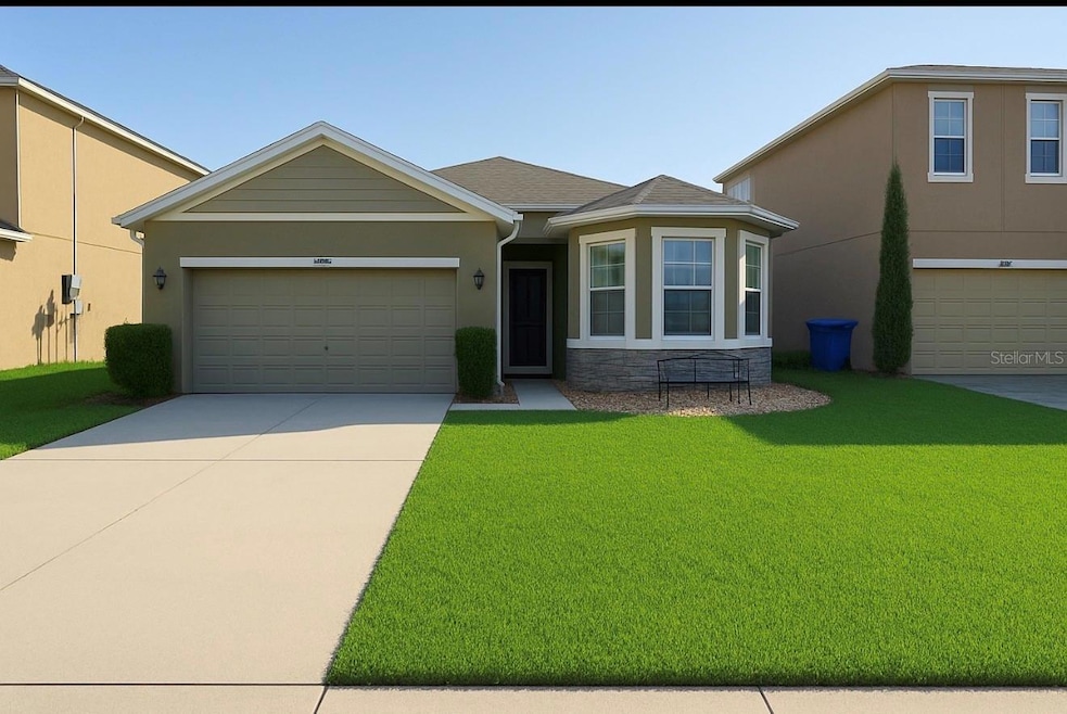 3603 Umbrella Ct, Tavares, FL 32778 - photo 1