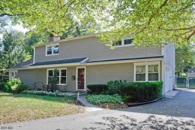 27 Nichols Rd, Pompton Plains, NJ 07444 - photo 1