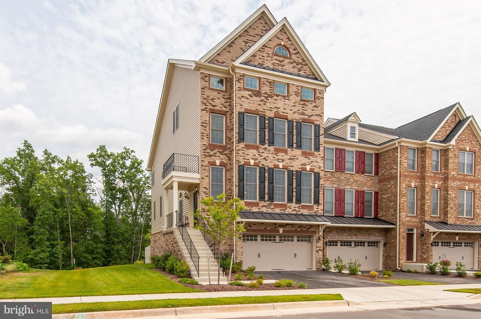 24998 Glasgow Heights Terrace, Chantilly, VA 20152 - photo 1