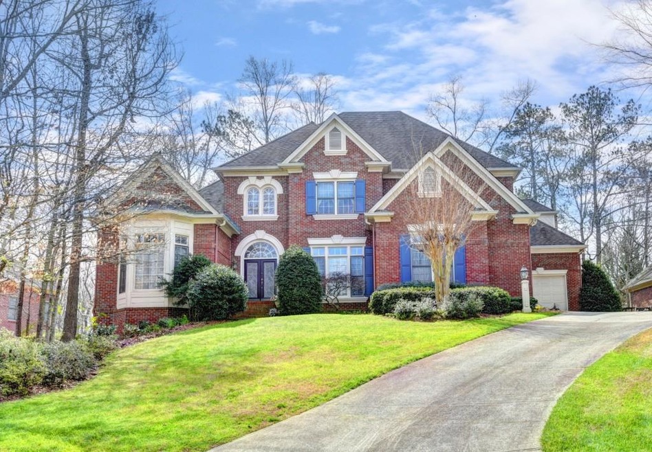 Welcome to 1150 River Laurel