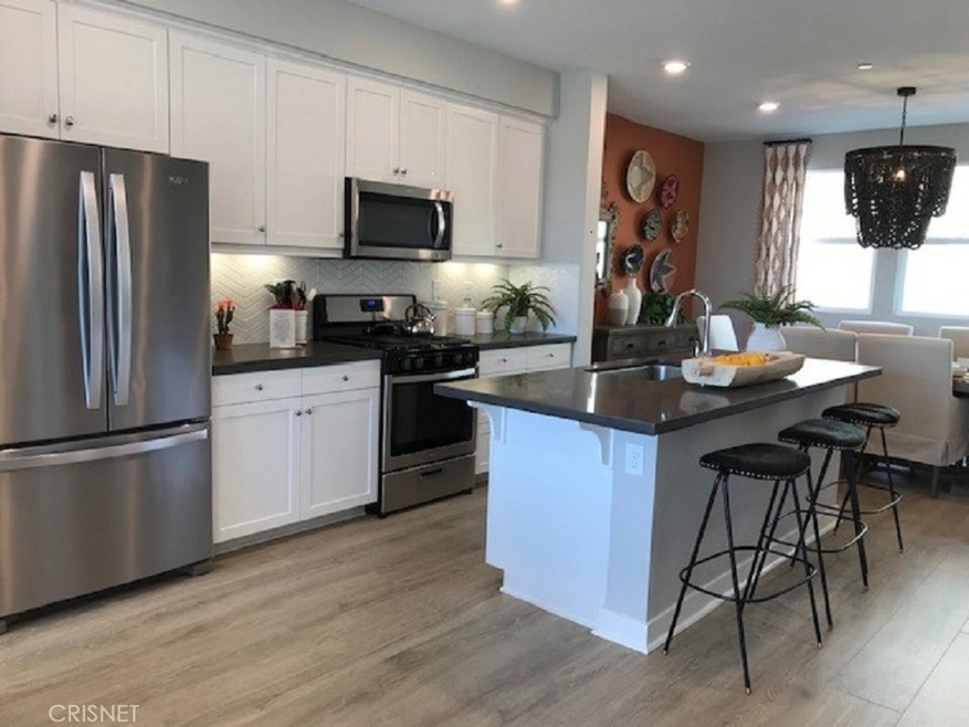 12728 Watt Ln unit B, Los Angeles, CA 91342 - photo 1