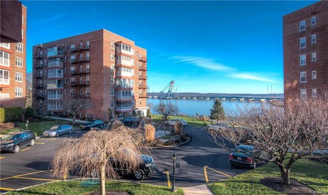 Salisbury Point unit 1E, Nyack, NY 10960 - photo 1