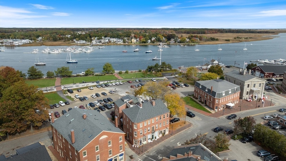 5 Water St unit D, Newburyport, MA 01950 - photo 1