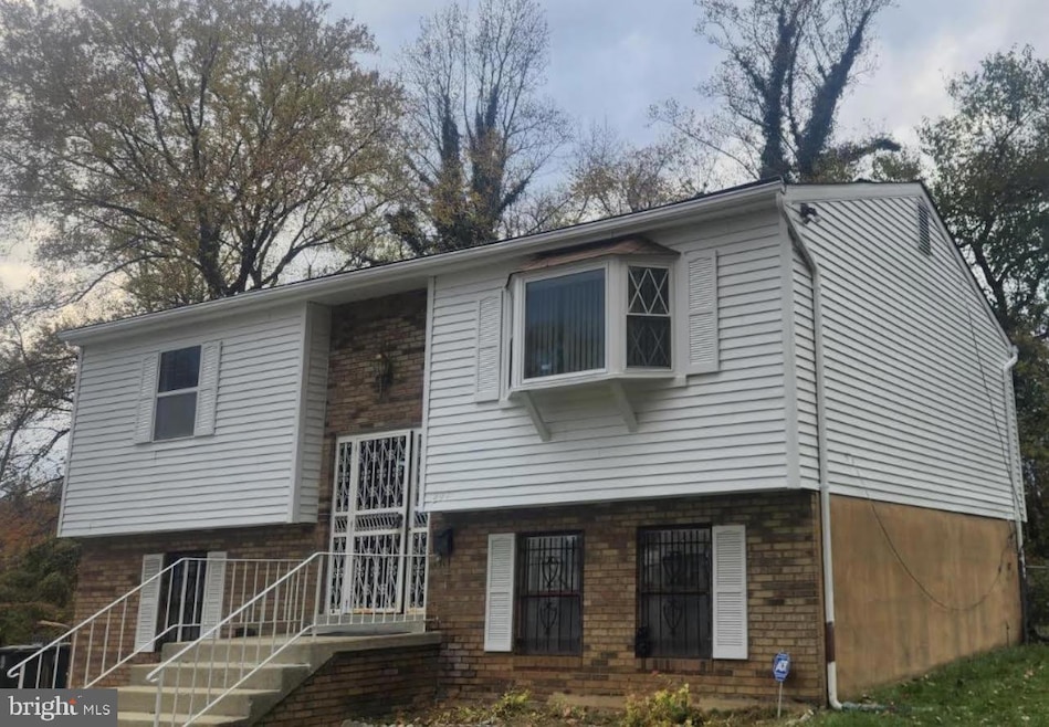 297 Quarry Ave, Capitol Heights, MD 20743 - photo 1