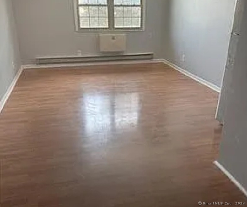 240 Oak St unit 1, Bridge Port, CT 06604 - photo 1