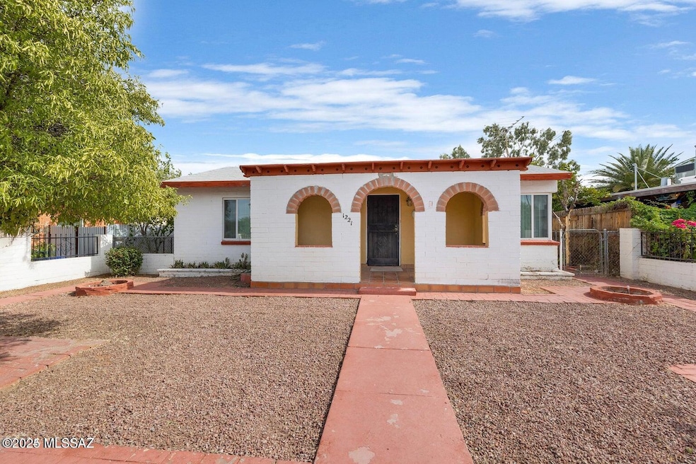 For Rent $2,000/month