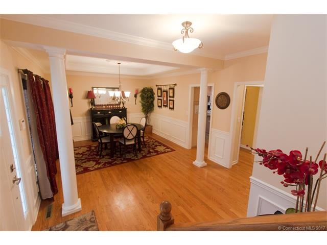 15 Twin Pines Dr, Wallingford, CT 06492 - photo 1