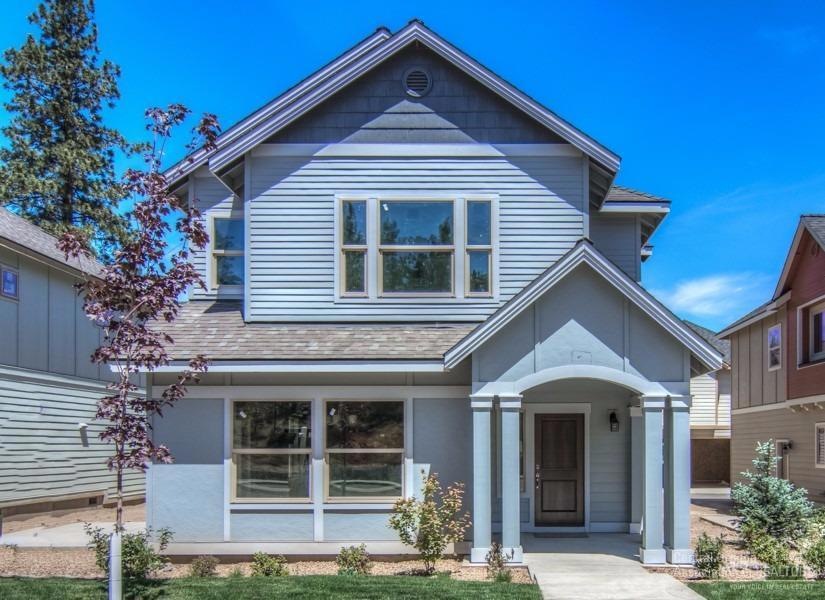 61524 SE Lorenzo Dr, Bend, OR 97702 - photo 1
