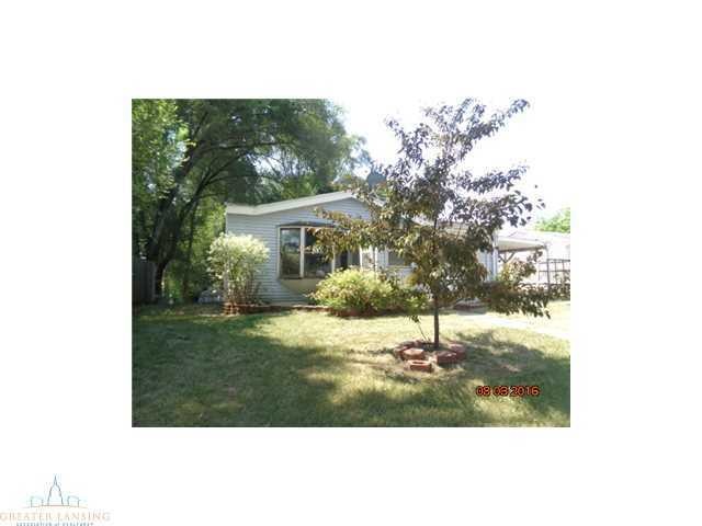 801 Pierce Rd, Lansing, MI 48910 - photo 1
