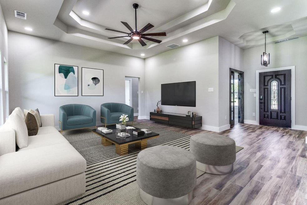 2009 Bois d Arc Dr unit D, Bonham, TX 75418 - photo 1