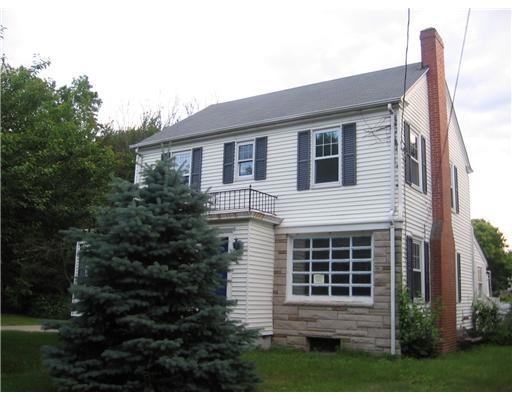1093 Hartford Ave, Johnston, RI 02919 - photo 1