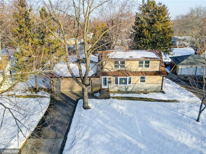 01-3681 Upper 73rd Street East-1