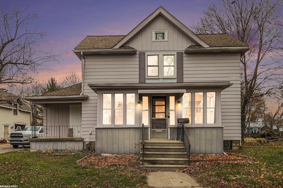 19 Ensley St St, Oxford Vlg, MI 48371 - photo 1