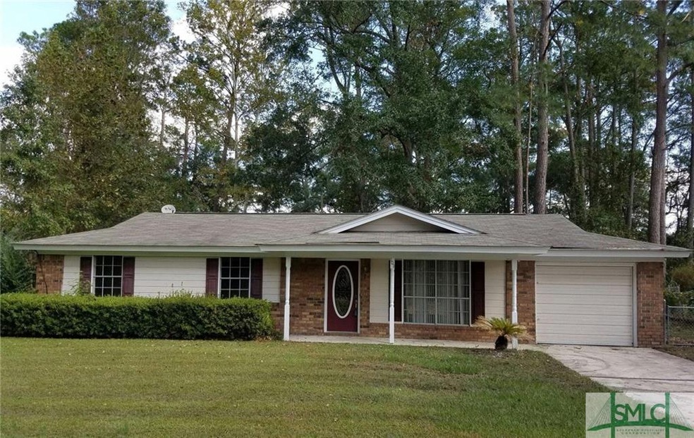 All brick 3 bed, 2 bath gem in the heart of Rincon