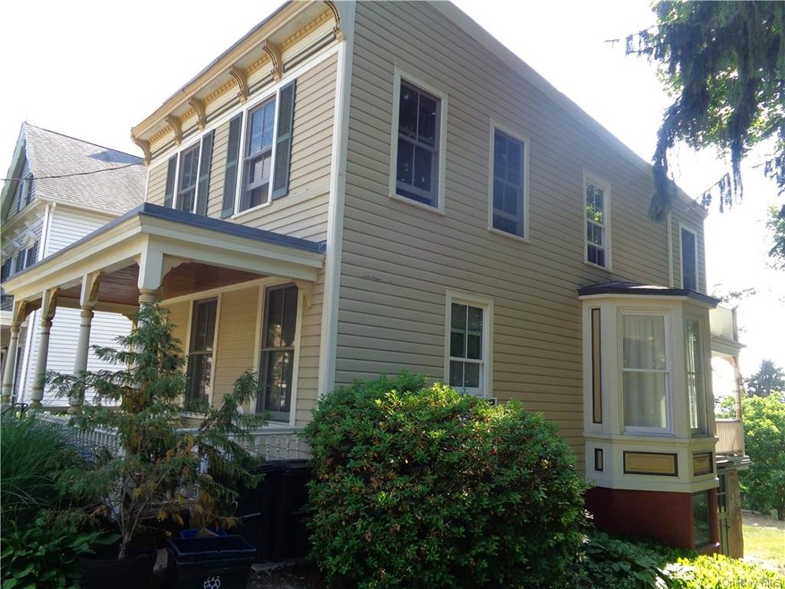 13 N Cottenet St unit 1st Floor, Irvington, NY 10533 - photo 1