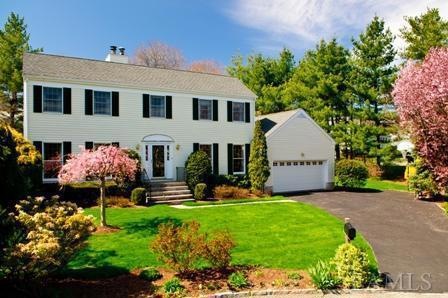 6 Stanley Keyes Ct, Rye, NY 10580 - photo 1