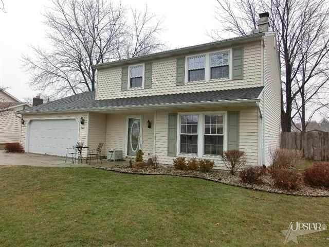 Attractive 4 bedroom 2 story in Woodridge estates 