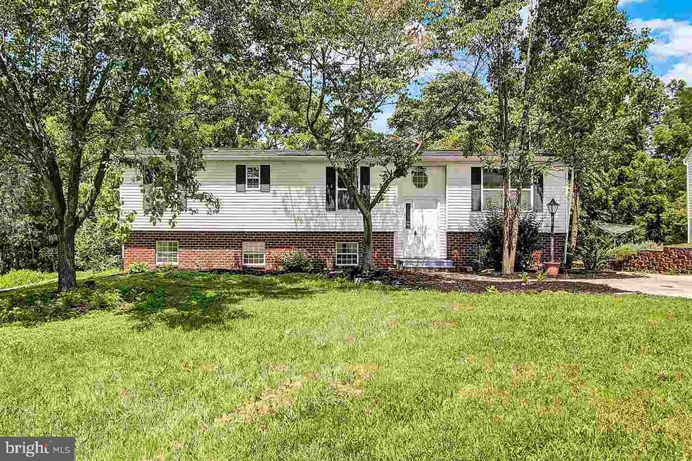 50 Robin Cir unit 34, Gettysburg, PA 17325 - photo 1