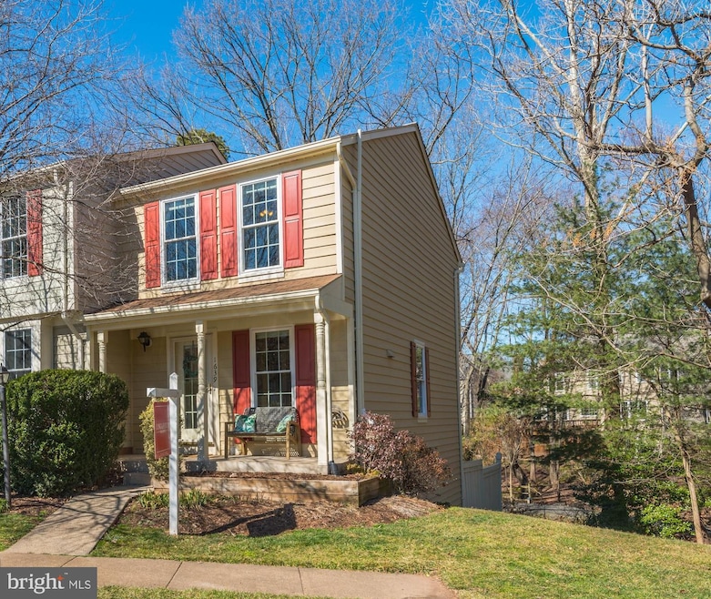 1639 Fieldthorn Dr, Reston, VA 20194 - photo 1