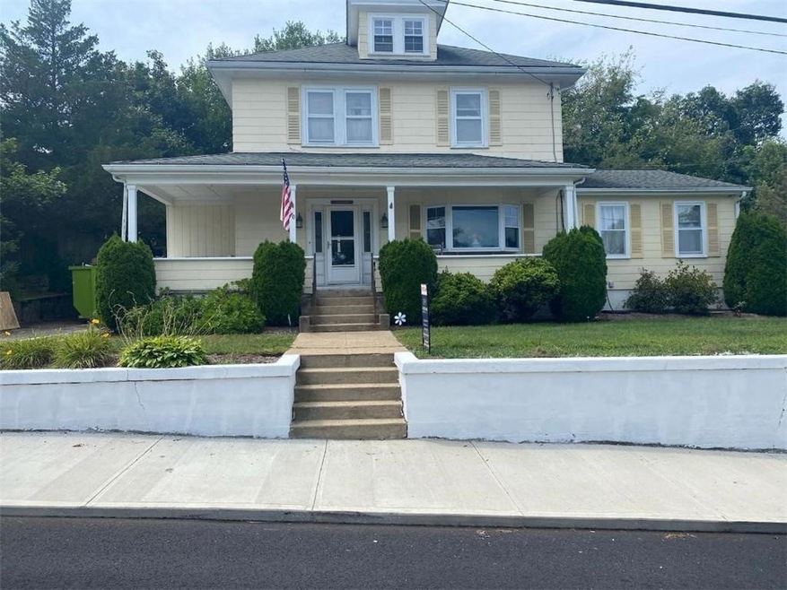 60 Andrews Ave, West Warwick, RI 02893 MLS 1339633