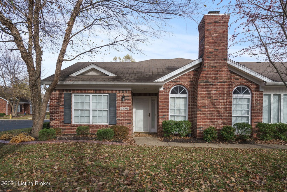 13701 English Ivy Ct-02