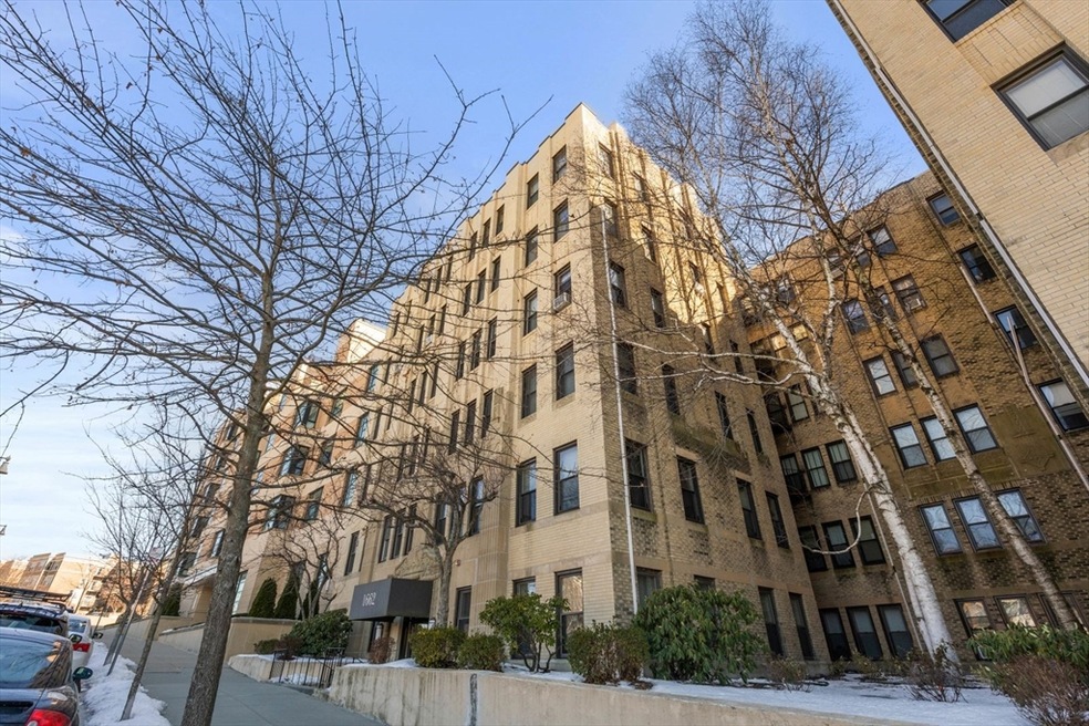 1662 Commonwealth Ave unit 53, Brighton, MA 02135 - photo 1