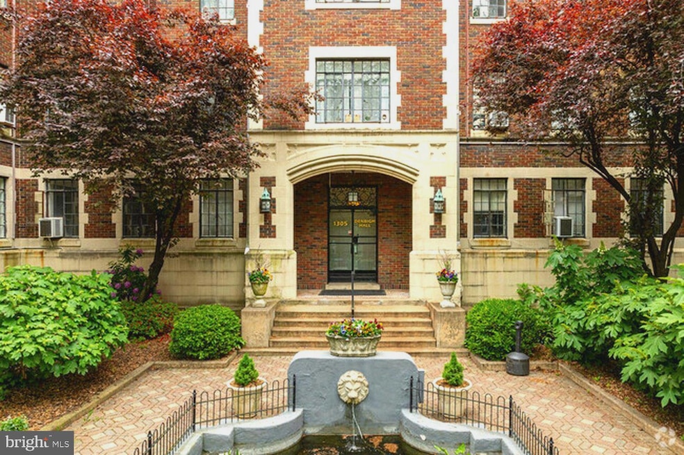 Denbigh Hall unit 210, Wilmington, DE 19806 - photo 1