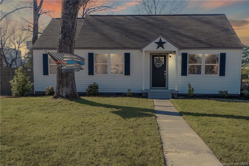 2129 Lee St, West Point, VA 23181 - photo 1