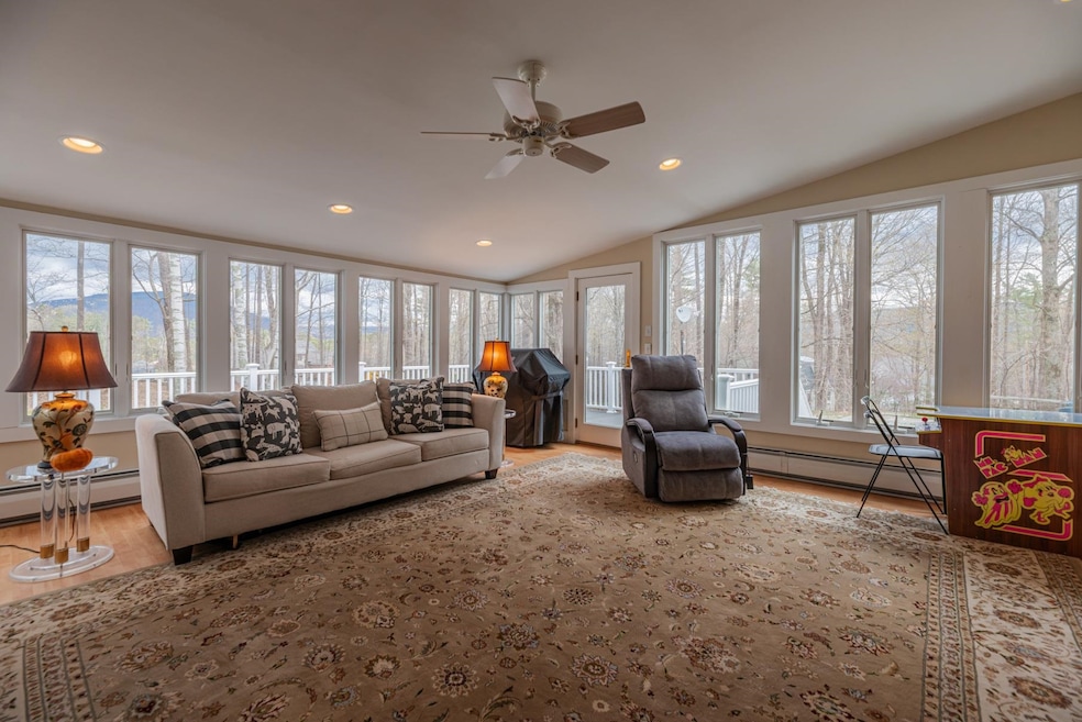 Under Contract $895,000