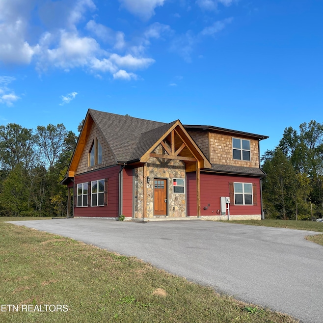 3863 Holders Grove Rd, Cosby, TN 37722 - photo 1