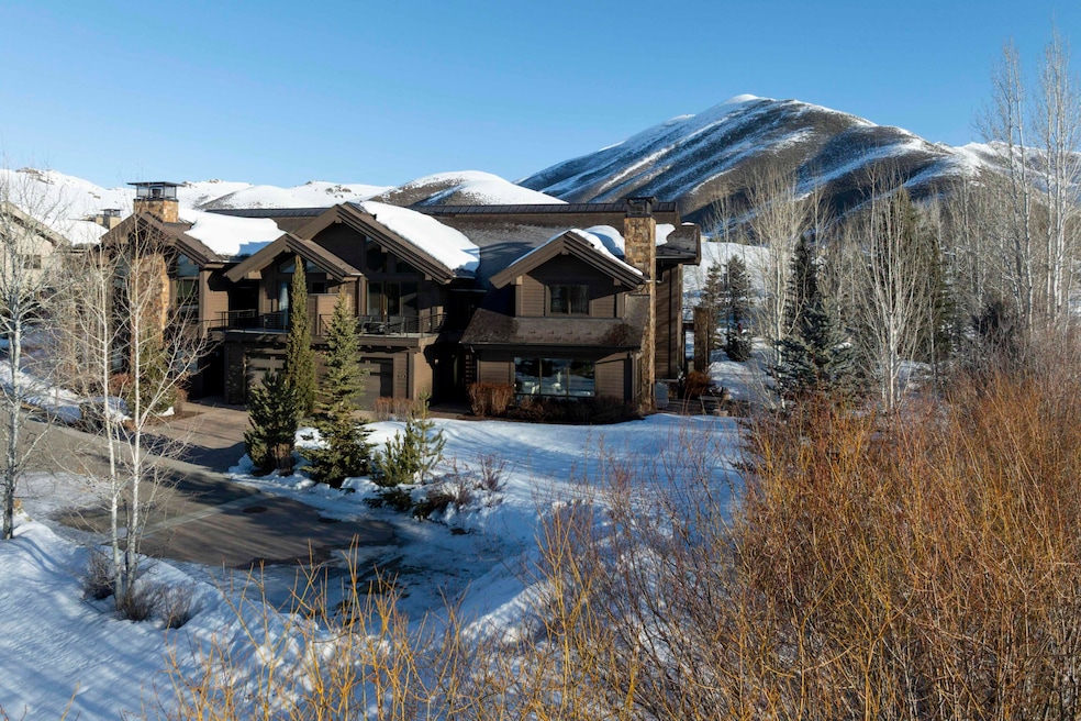 Under Contract $3,850,000 • Co-Listing Agent