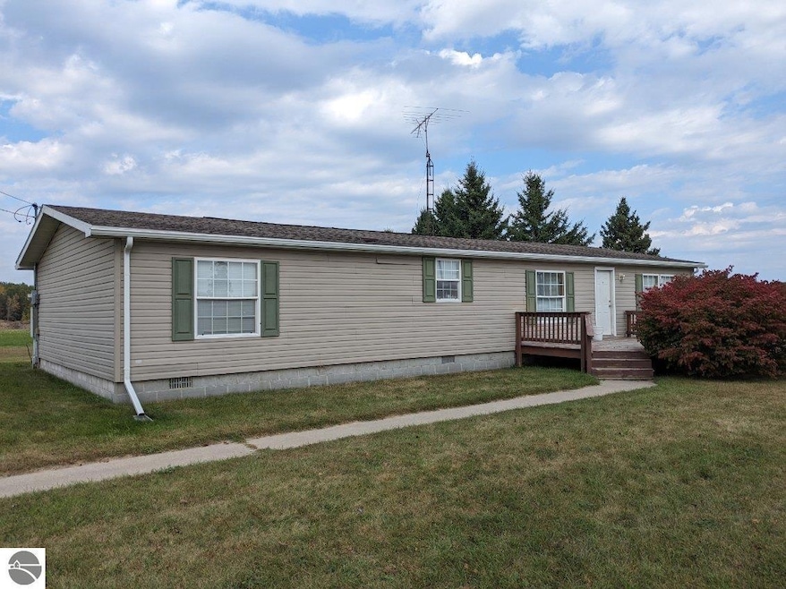 6440 E Esmond Rd, Hale, MI 48739 - photo 1