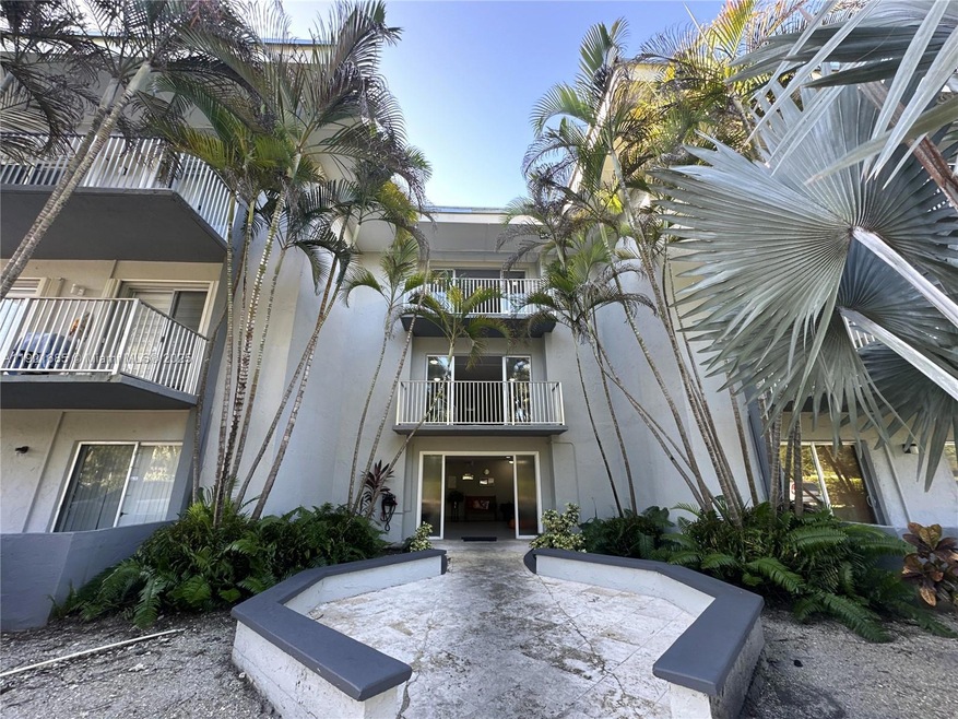 Silver Palms at Dadeland unit 213N, Miami, FL 33143 - photo 1