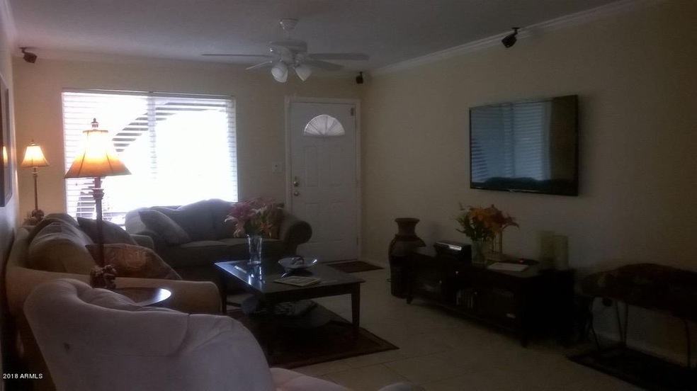 1_Living Room