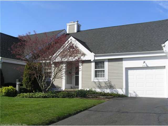 242 Legend Hill Rd unit 242, Madison, CT 06443 - photo 1